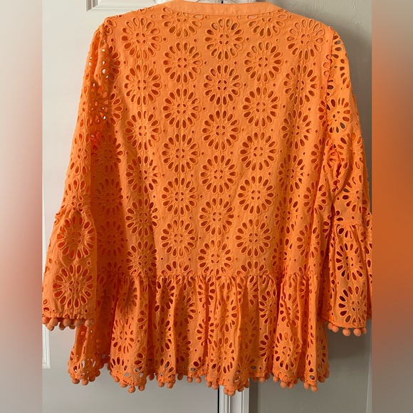 NWT Lilly Pulitzer Bekah Blouse - Large - Picture 6 of 6